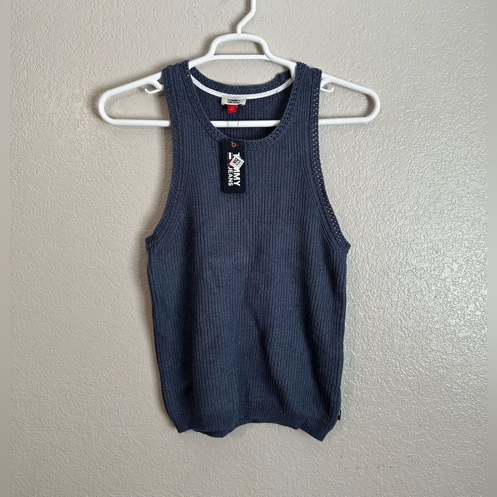 Tommy Hilfiger women’s crotchet Claremont sweater vest size large